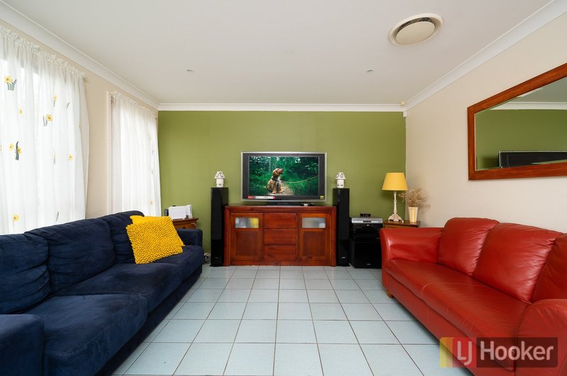 Photo - 18A O'Neile Crescent, Lurnea NSW 2170 - Image 2