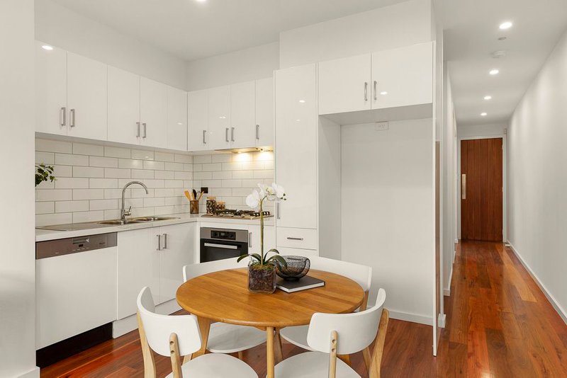 Photo - 18A Queen Street, Coburg VIC 3058 - Image 4