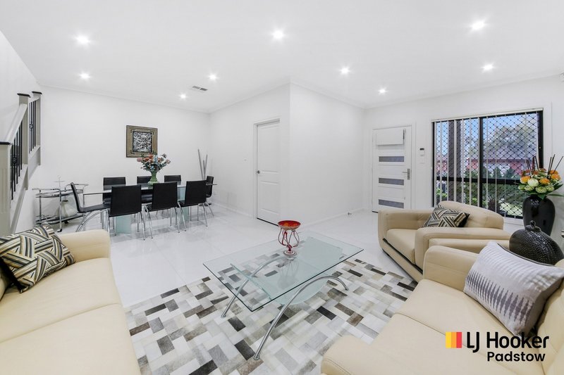 Photo - 18A Ronald Street, Padstow NSW 2211 - Image 2