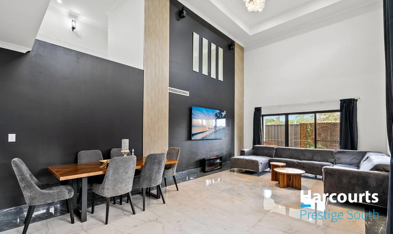 Photo - 18A Sutherland Way, Cloverdale WA 6105 - Image 4