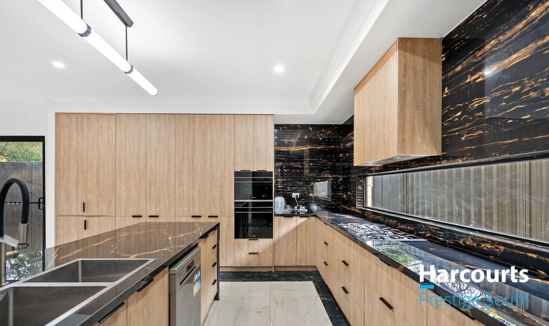 Photo - 18A Sutherland Way, Cloverdale WA 6105 - Image 9