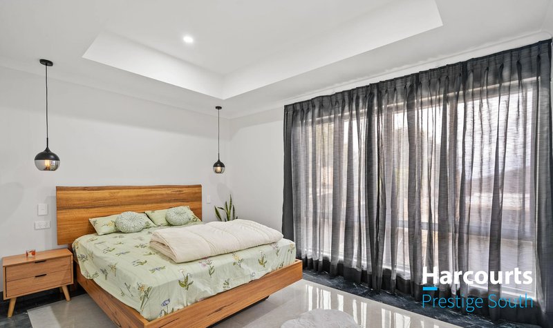 Photo - 18A Sutherland Way, Cloverdale WA 6105 - Image 18