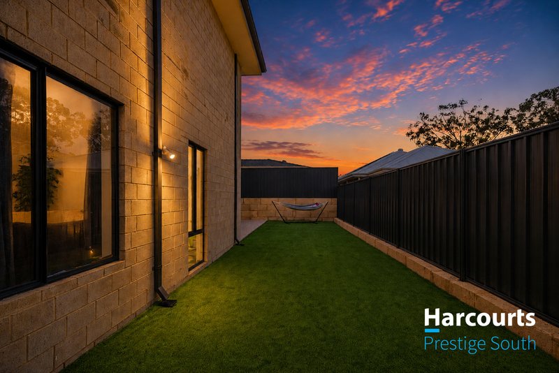 Photo - 18A Sutherland Way, Cloverdale WA 6105 - Image 21