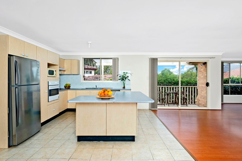 Photo - 18A The Postern , Castlecrag NSW 2068 - Image 3