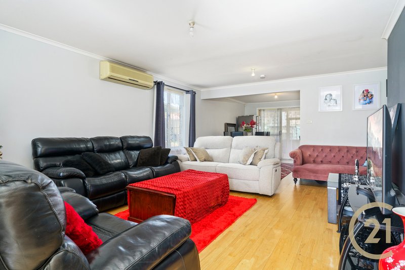 Photo - 18A Tulloch Close, Casula NSW 2170 - Image 2