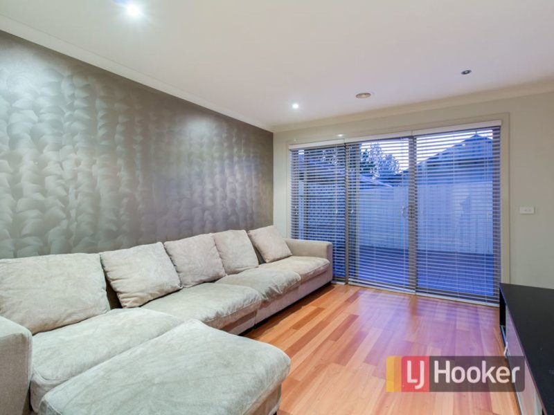 Photo - 18A Winnima Avenue, Hampton Park VIC 3976 - Image 5