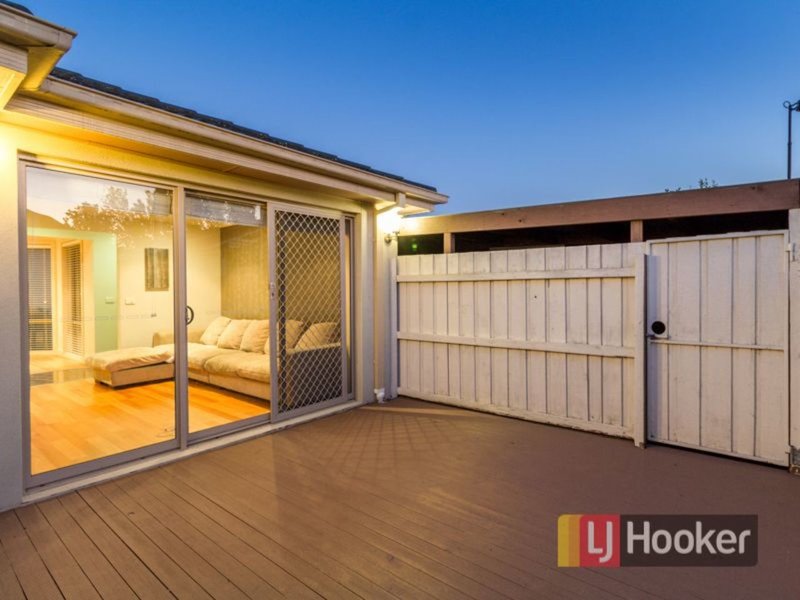 Photo - 18A Winnima Avenue, Hampton Park VIC 3976 - Image 10