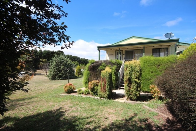 Photo - 18B Blenheim Ave , Oberon NSW 2787 - Image 2