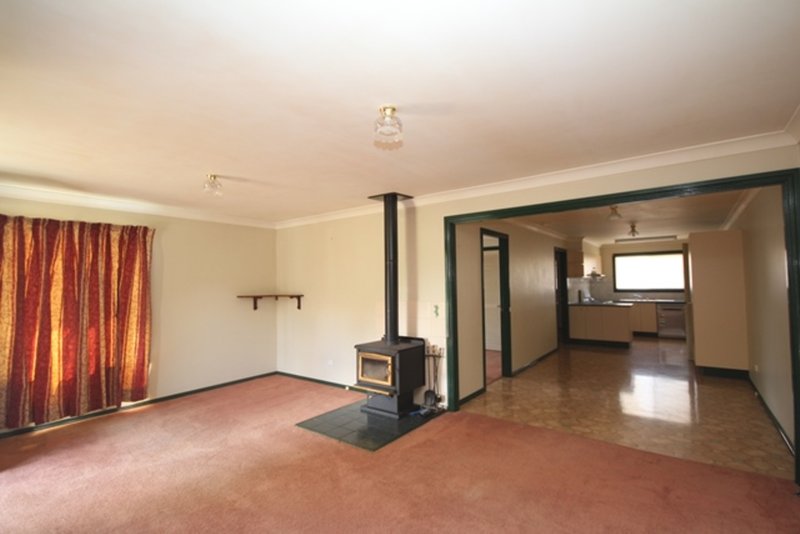 Photo - 18B Blenheim Ave , Oberon NSW 2787 - Image 10