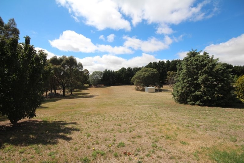 Photo - 18B Blenheim Ave , Oberon NSW 2787 - Image 11