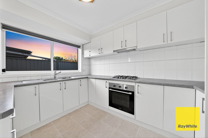 Photo - 18B Carroll Street, Deer Park VIC 3023 - Image 4