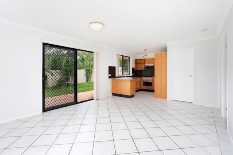 Photo - 18B Fifth Avenue, Port Kembla NSW 2505 - Image 2