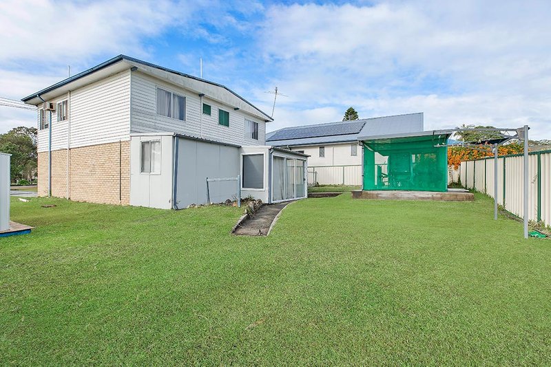 Photo - 18B Rosemary Row, Rathmines NSW 2283 - Image 4