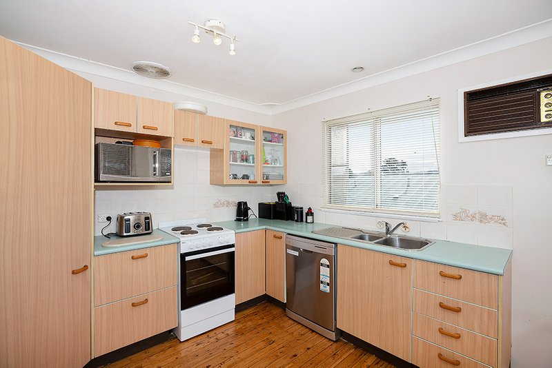 Photo - 18B Rosemary Row, Rathmines NSW 2283 - Image 5