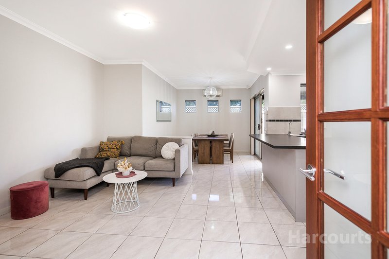 Photo - 18B Waminda Way, Landsdale WA 6065 - Image 7