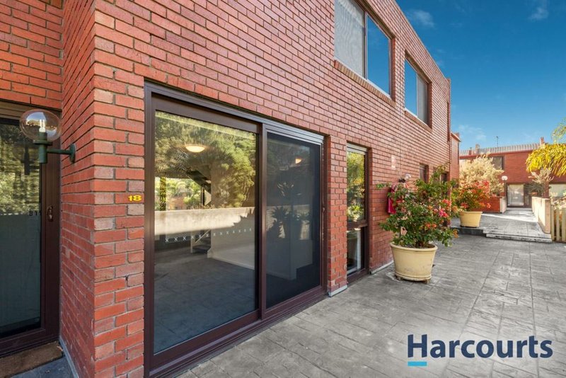 Photo - 18B/73-83 Haines Street, North Melbourne VIC 3051 - Image 5