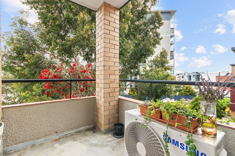 Photo - 18D/66 Great Eastern Highway, Rivervale WA 6103 - Image 9