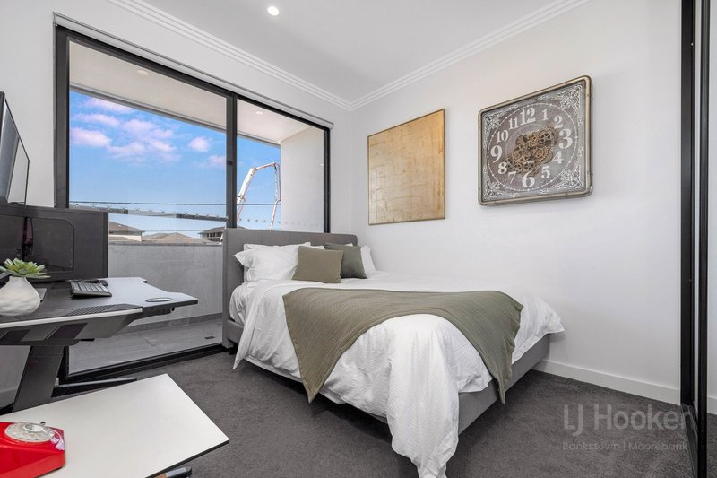 Photo - 1/9-11 Elouera Crescent, Moorebank NSW 2170 - Image 6