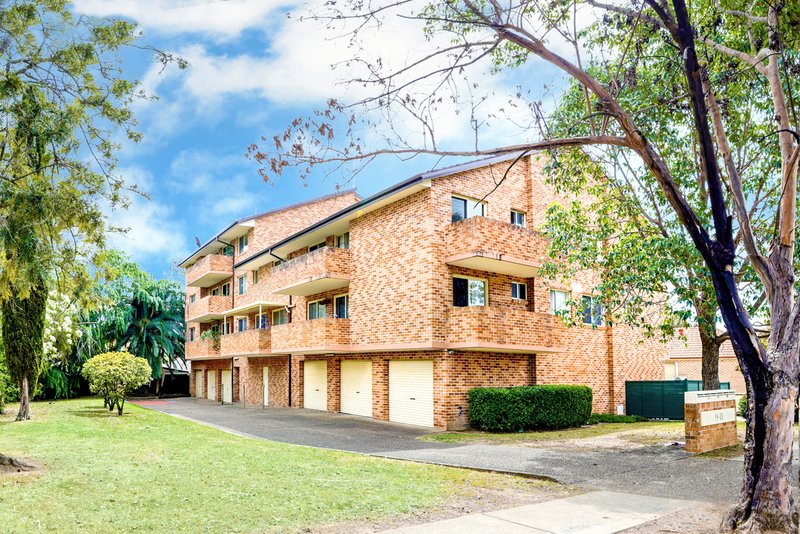 Photo - 1/9-11 Haynes Street, Penrith NSW 2750 - Image 1