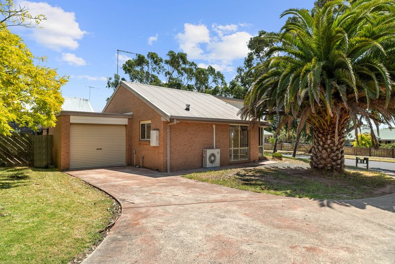 Photo - 1/9-11 Redwood Drive, Cowes VIC 3922 - Image 2