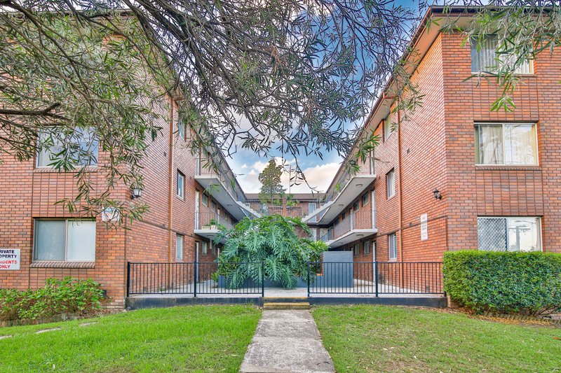 Photo - 1/9-11 Santley Crescent, Kingswood NSW 2747 - Image 9