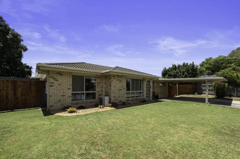 Photo - 19 19 Brett Place, Wynnum West QLD 4178 - Image 2