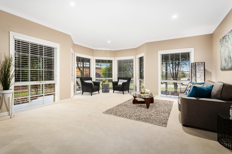 Photo - 19-20 Sirius Place, Narre Warren South VIC 3805 - Image 7