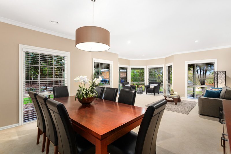 Photo - 19-20 Sirius Place, Narre Warren South VIC 3805 - Image 8