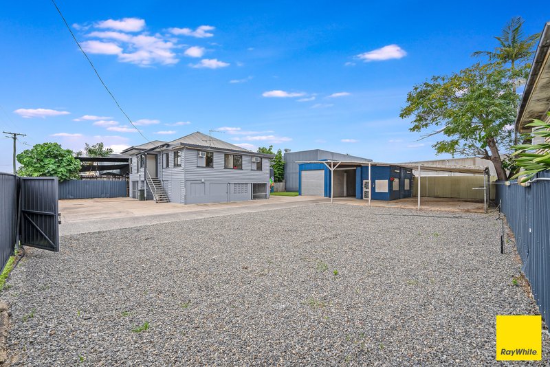 Photo - 19-21 Barry Street, Bungalow QLD 4870 - Image 3