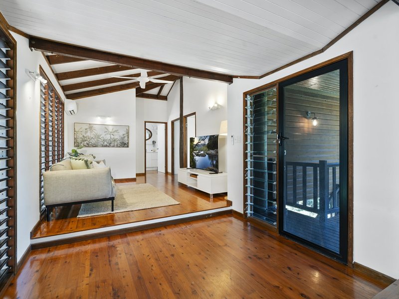 Photo - 19-21 Chatham Terrace, Smithfield QLD 4878 - Image 9
