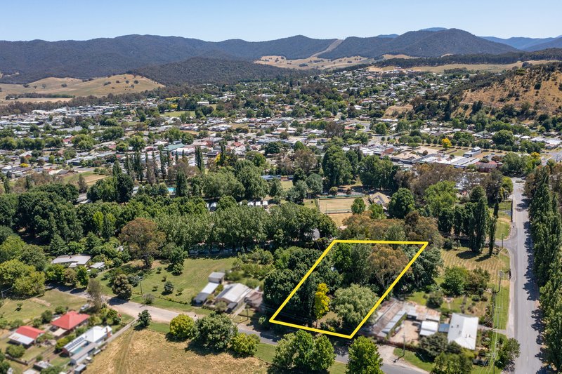 Photo - 19-21 Maude Street, Myrtleford VIC 3737 - Image 14