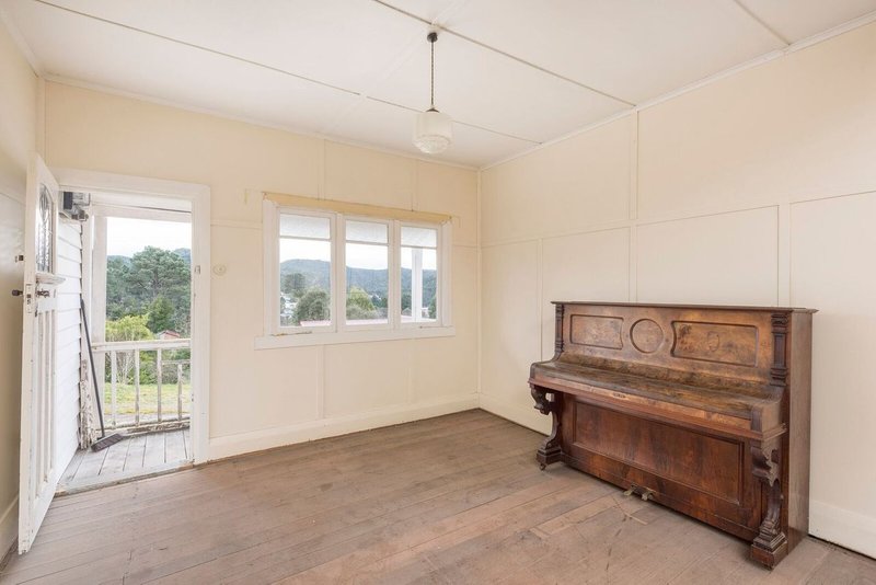 Photo - 19-21 Peters Street, Queenstown TAS 7467 - Image 6