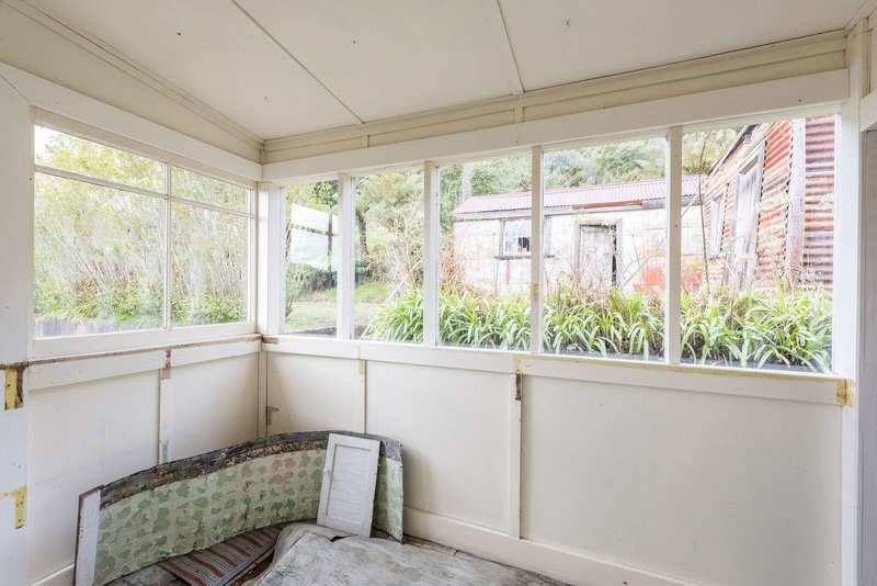 Photo - 19-21 Peters Street, Queenstown TAS 7467 - Image 9