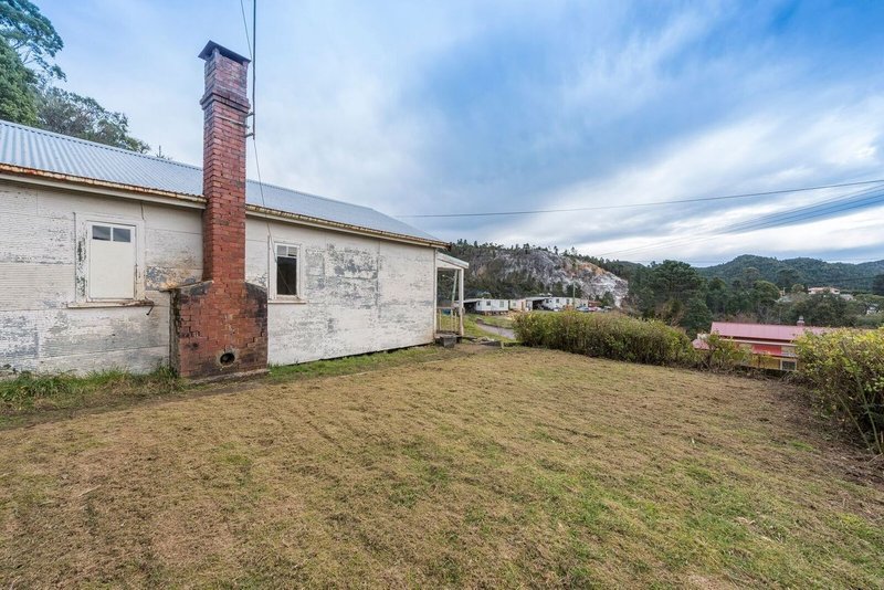 Photo - 19-21 Peters Street, Queenstown TAS 7467 - Image 15