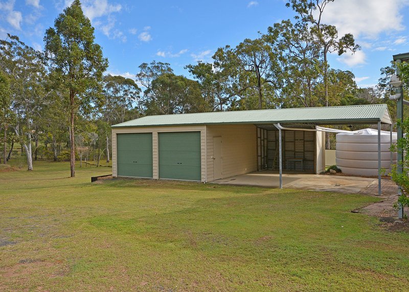 Photo - 19-21 Raintree Ave , Burrum Heads QLD 4659 - Image 4