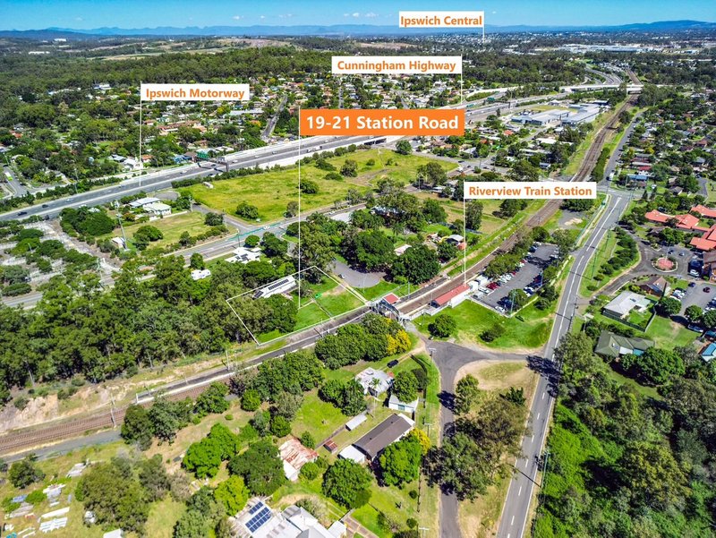 Photo - 19-21 Station Road, Riverview QLD 4303 - Image 2