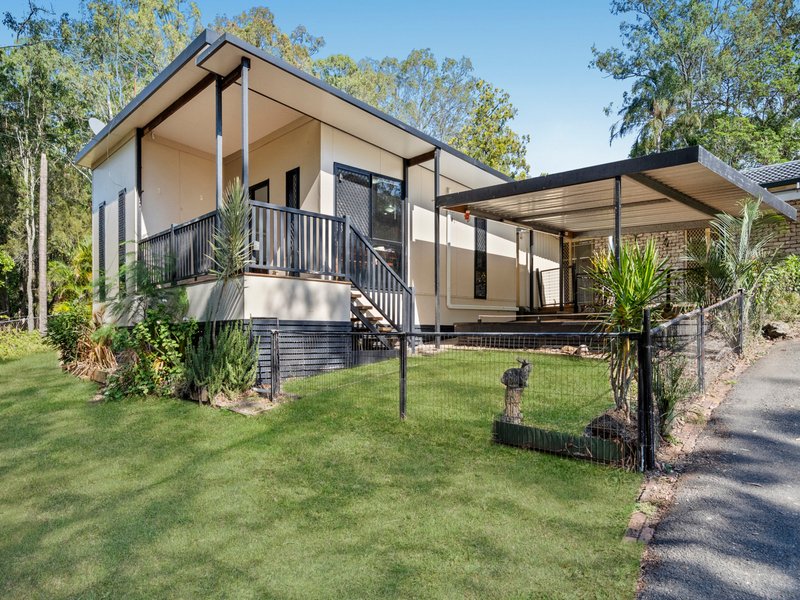 Photo - 19-25 Goenoeng Drive, Tanah Merah QLD 4128 - Image 5
