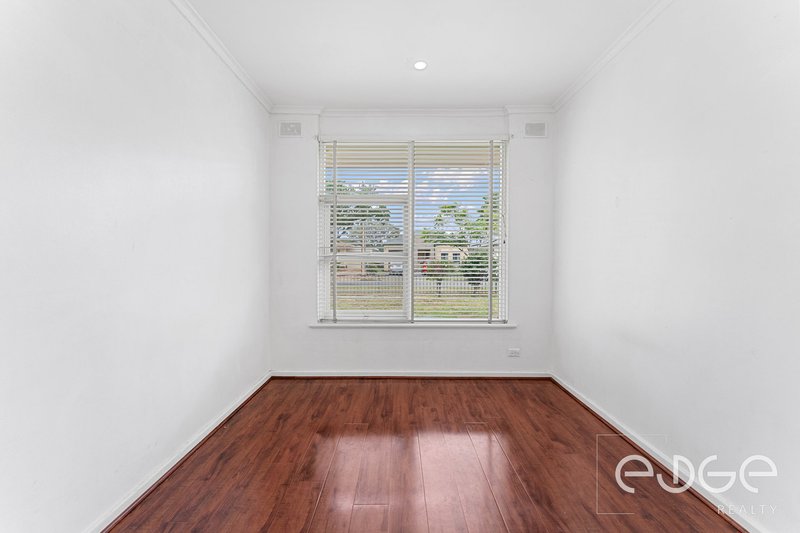Photo - 19 Aberdeen Crescent, Brahma Lodge SA 5109 - Image 8