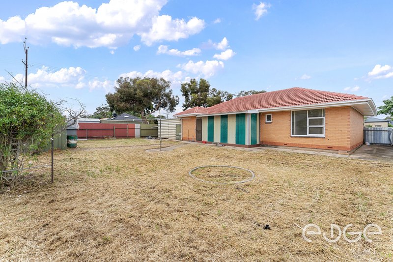 Photo - 19 Aberdeen Crescent, Brahma Lodge SA 5109 - Image 12
