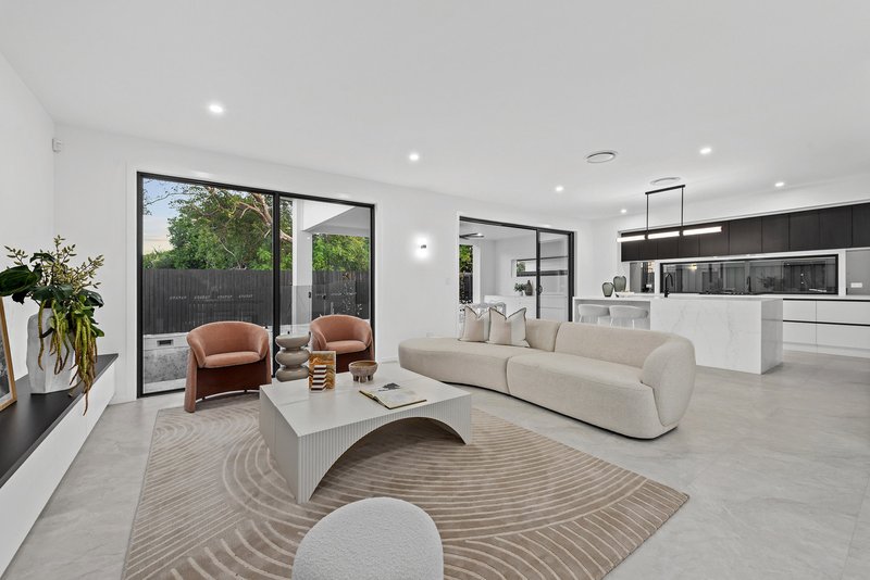 Photo - 19 Abloom Street, Rochedale QLD 4123 - Image 15