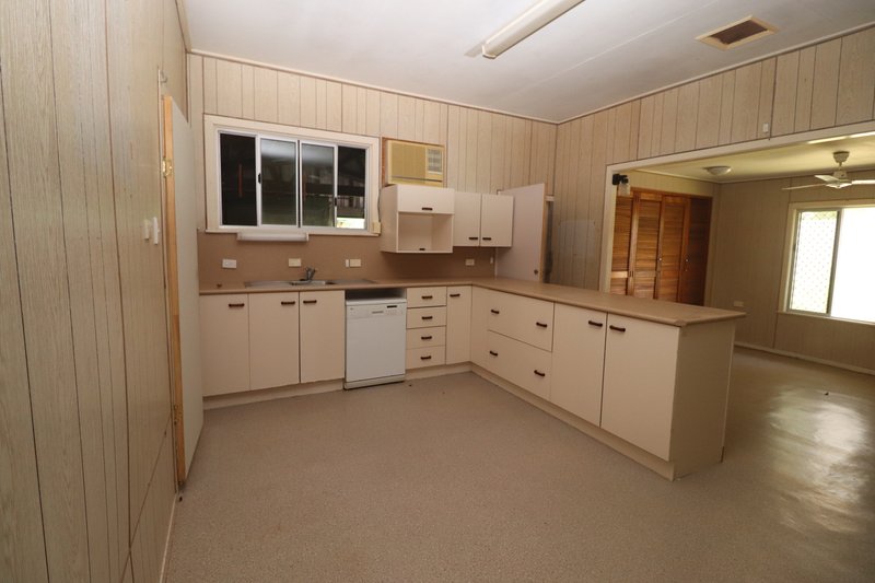 Photo - 19 Acacia Street, Forrest Beach QLD 4850 - Image 2