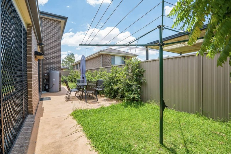 Photo - 19 Acropolis Avenue, Rooty Hill NSW 2766 - Image 10