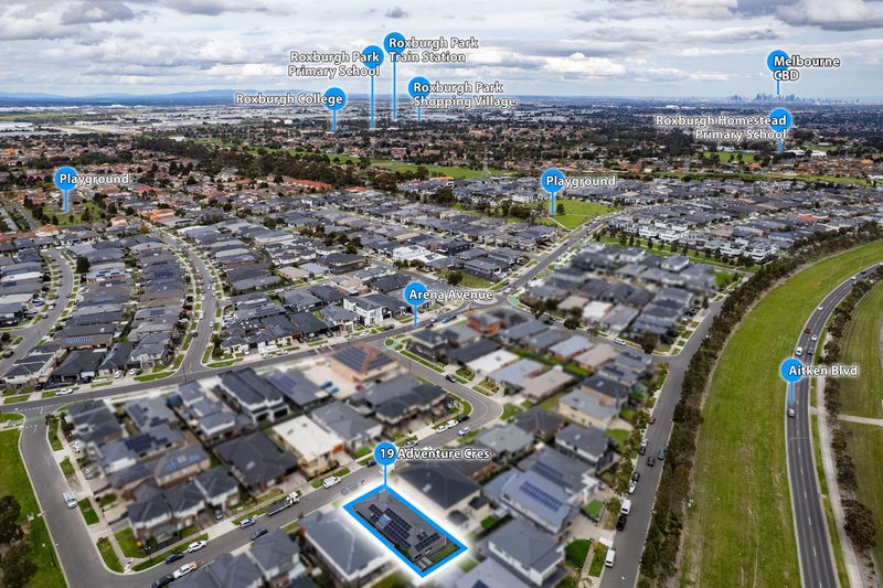 Photo - 19 Adventure Crescent, Roxburgh Park VIC 3064 - Image 35