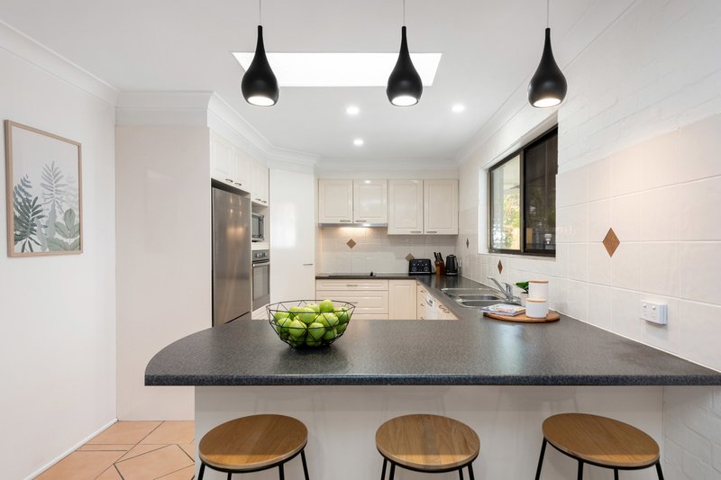 19 Agate Street, Camp Hill QLD 4152 Real Estate Industry Partners