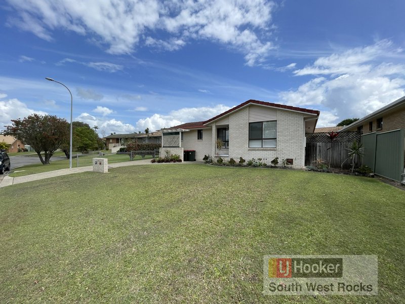 1/9 Albert Harrower Crescent, South West Rocks NSW 2431