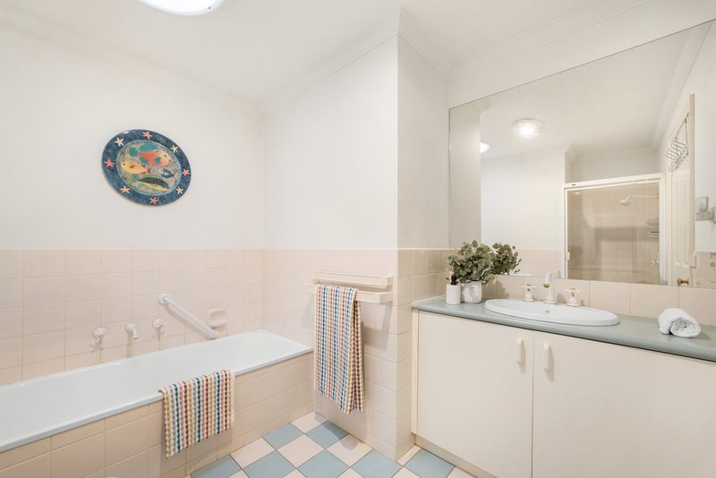 Photo - 19 Albert Place, Dingley Village VIC 3172 - Image 8