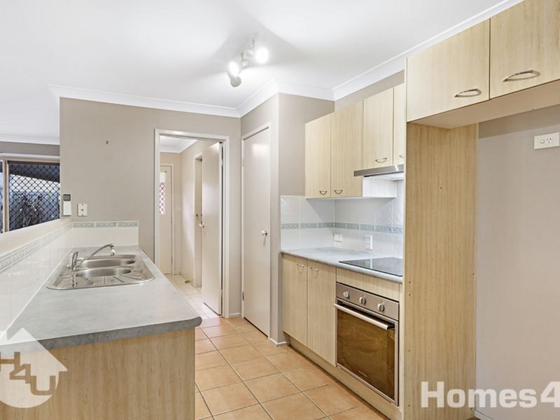 Photo - 19 Aleisha Court, Redcliffe QLD 4020 - Image 8