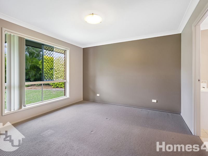 Photo - 19 Aleisha Court, Redcliffe QLD 4020 - Image 9