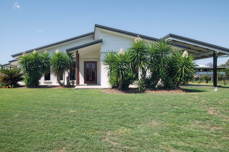 Photo - 19 Alexandra Avenue, Biloela QLD 4715 - Image 14