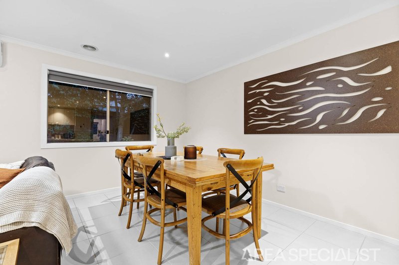 Photo - 19 Alexandra Mews, Langwarrin VIC 3910 - Image 6